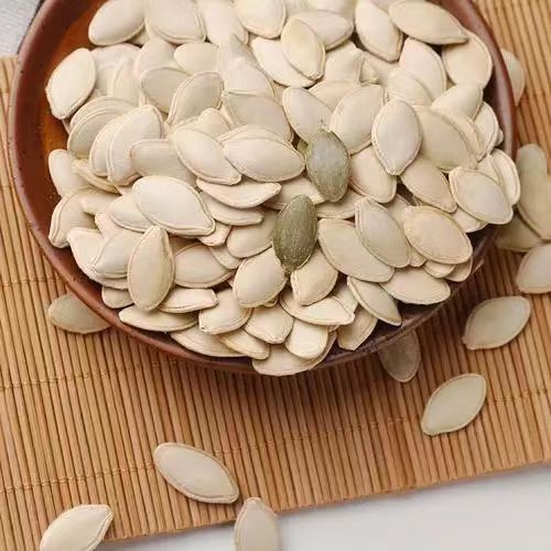 What are the benefits of raw pumpkin seeds?