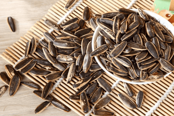 Why Chinese sunflower seeds are so popular all over the world - Lnnuts