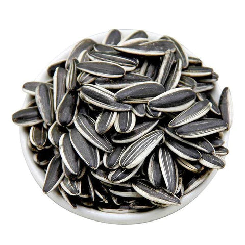 Raw Sunflower Seeds in Shell,  Fresh, Crunchy and Nutty Snack for on-the-go, Preservative-free, Great Source of Protein, Fiber, Essential Minerals & Vitamins. Whole Unhulled Seeds in Bulk