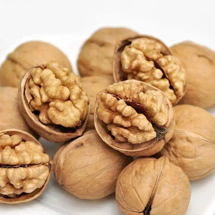 Walnuts 1kg - Halves Whole Raw Prime Light Natural Walnut Halfs Kernels - No Shell Large Bulk Bag for Human Consumption