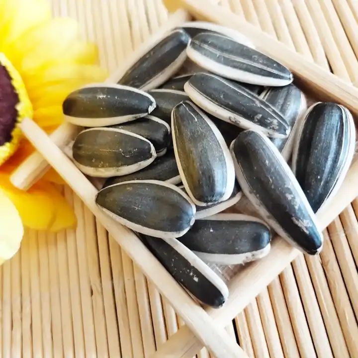 Certified Organic Sunflower Seeds Natural Source of Vitamins Minerals