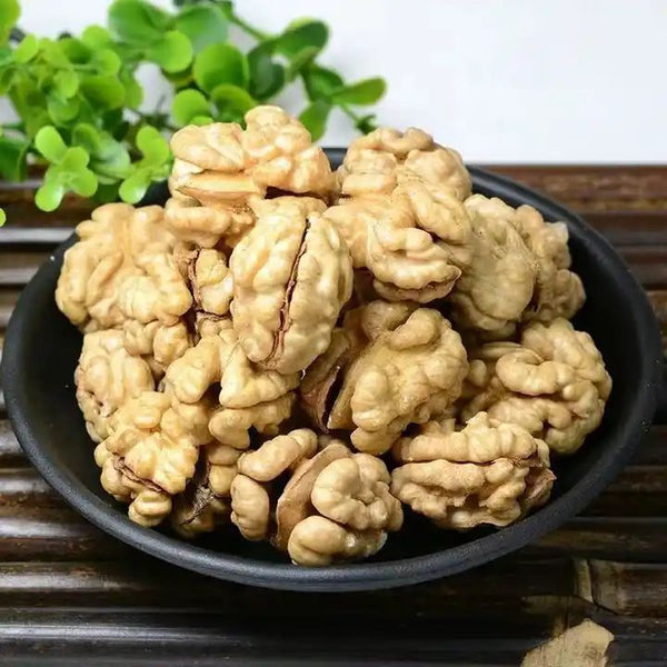 NUTS U.S. - Walnuts In Shell | Grown and Packed in California | Jumbo Size and Chandler Variety | Fresh Buttery Taste and Easy to Crack | Non-GMO and Raw Walnuts in Resealable Bags