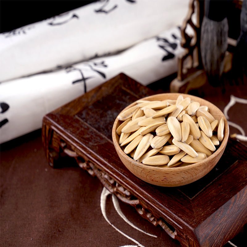 Production of roasted and peeled sunflower seeds can be customized walnuts, spiced, caramel - Lnnuts